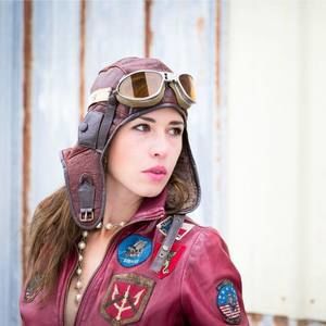 Meet your Posher, Cecília